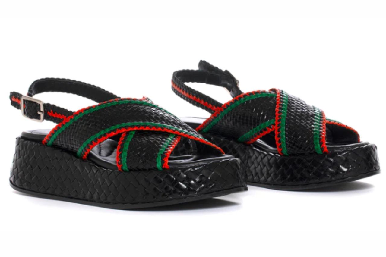 Sandalias casuales Pons Quintana: estilo y comodidad en la colección primavera-verano 2024