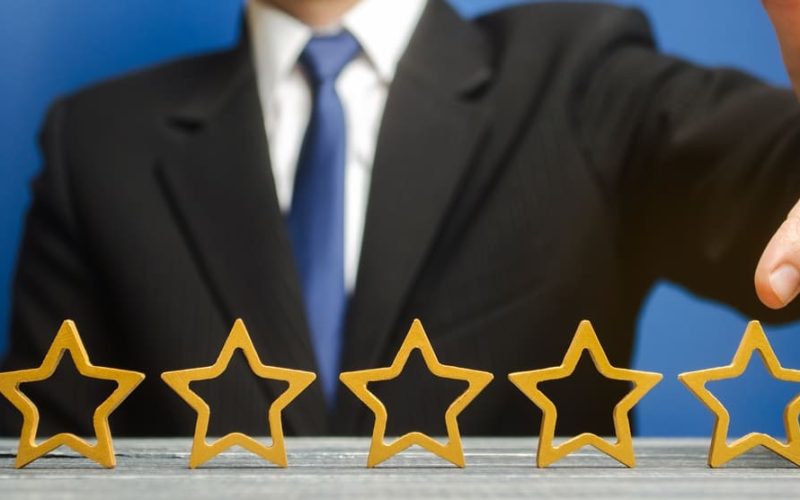 Influye en las decisiones de compra con una reputación digital sólida en España